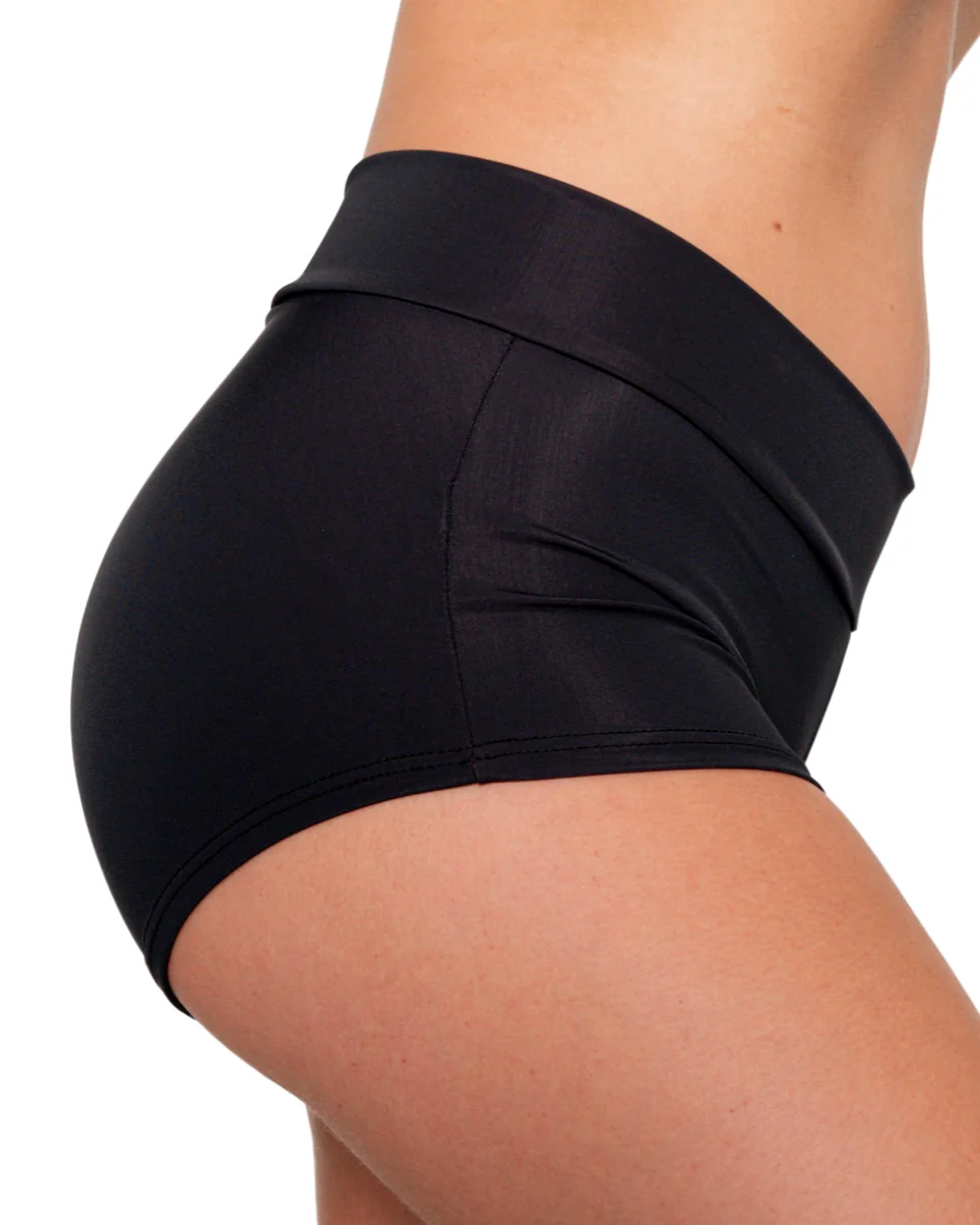 Black Scrunch Back Booty Shorts - Image 5