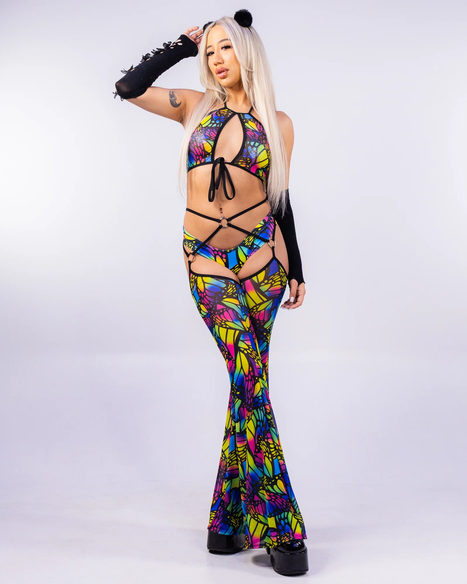 Madame Butterfly Women's Shorts - Image 2