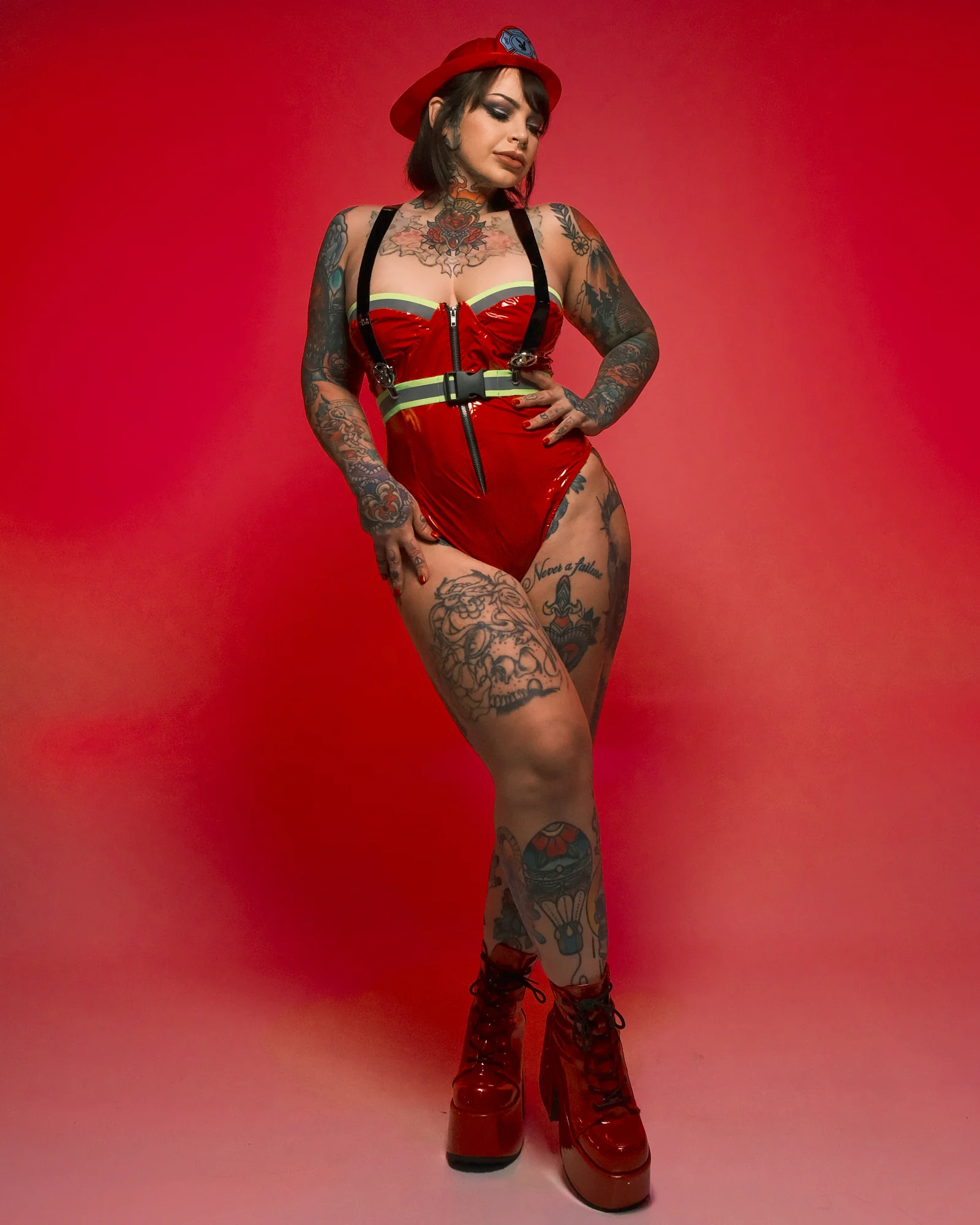 3pc Playboy Smokin' Hot Firegirl Costume - Image 12