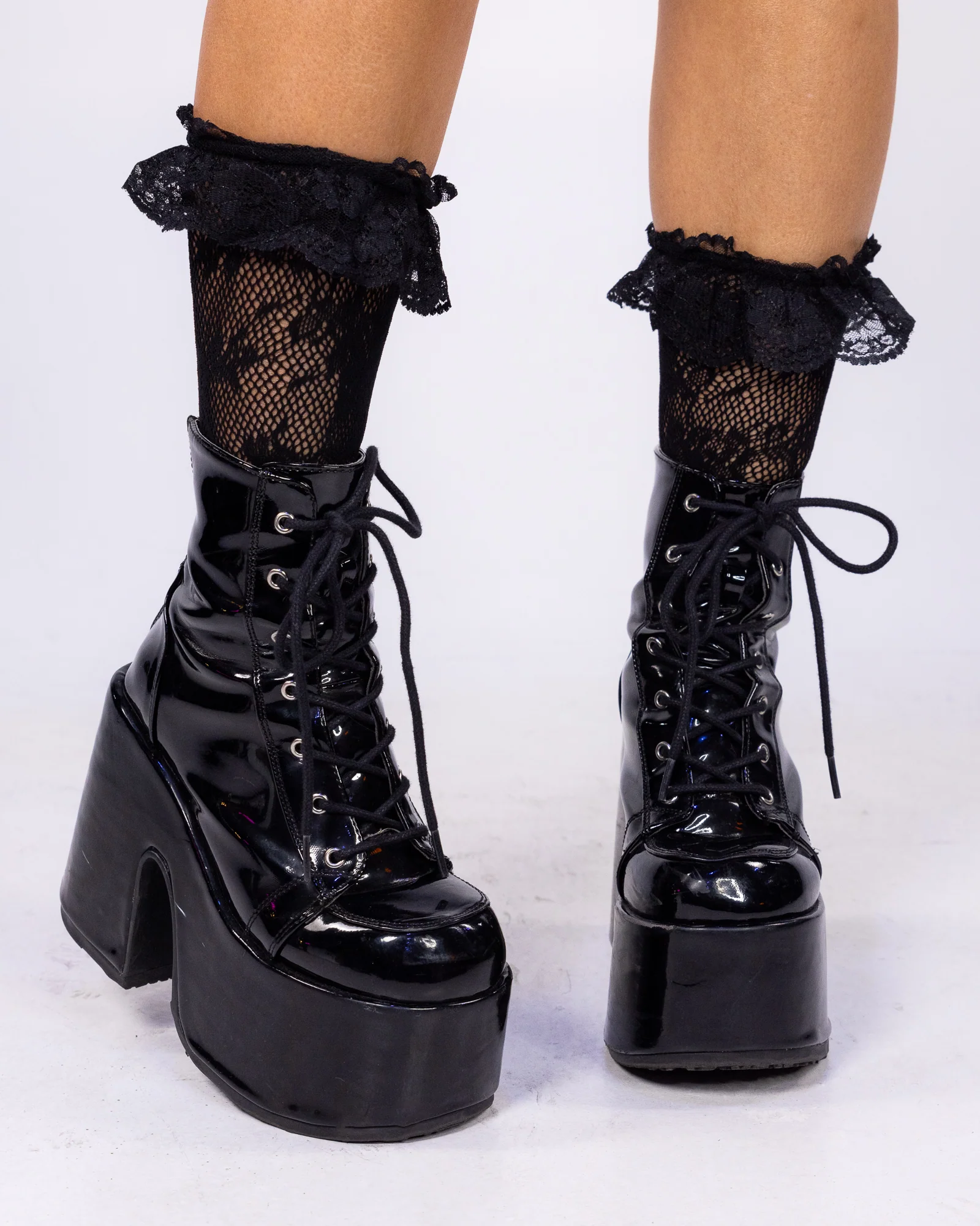 Floral Women's Sheer Lace Ruffle Socks - Image 2
