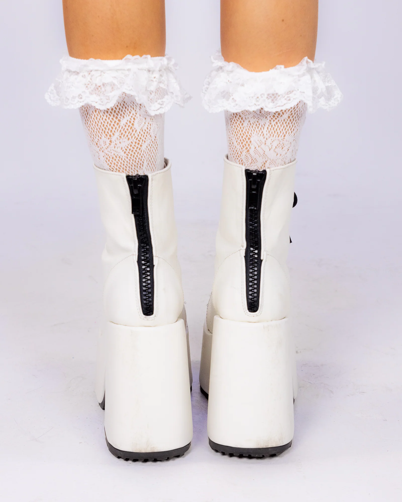 Floral Women's Sheer Lace Ruffle Socks - Image 4
