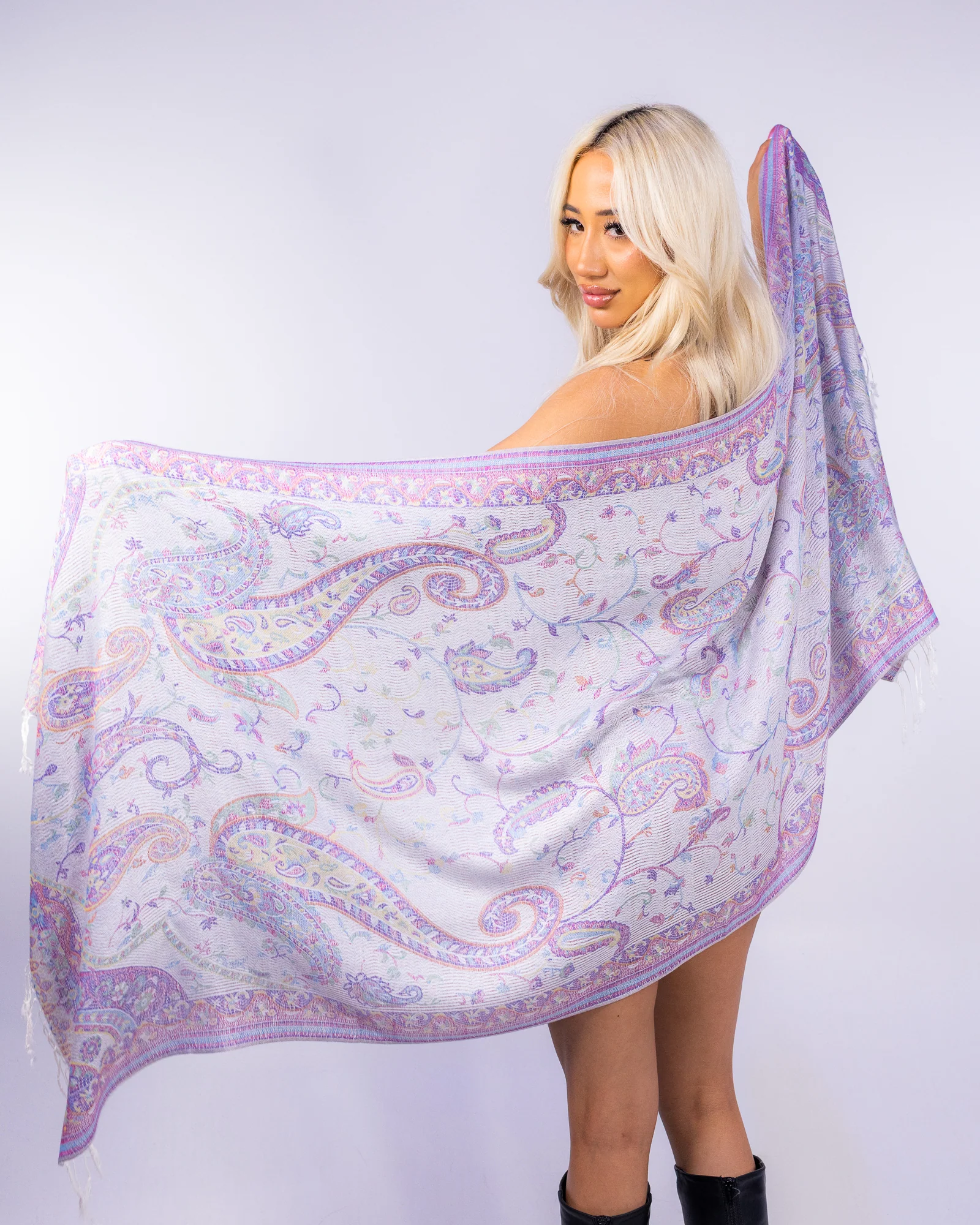 Nu Wave Paisley Unisex Pashmina Scarf - Image 2