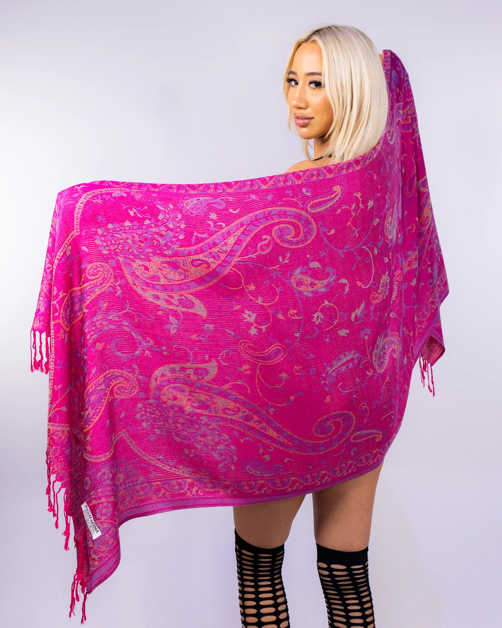 Nu Wave Paisley Unisex Pashmina Scarf - Image 5