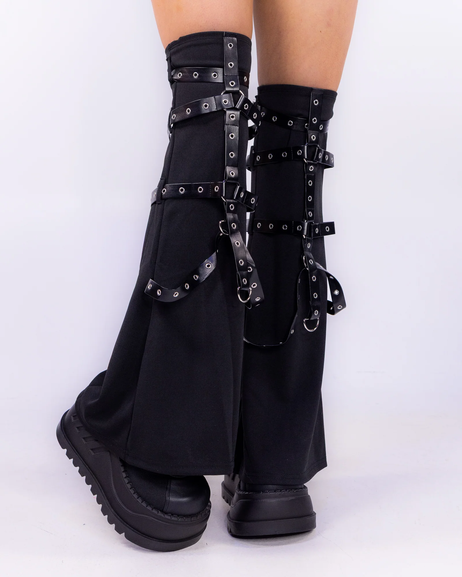 On The Edge Unisex Black Strap Leg Warmers - Image 3
