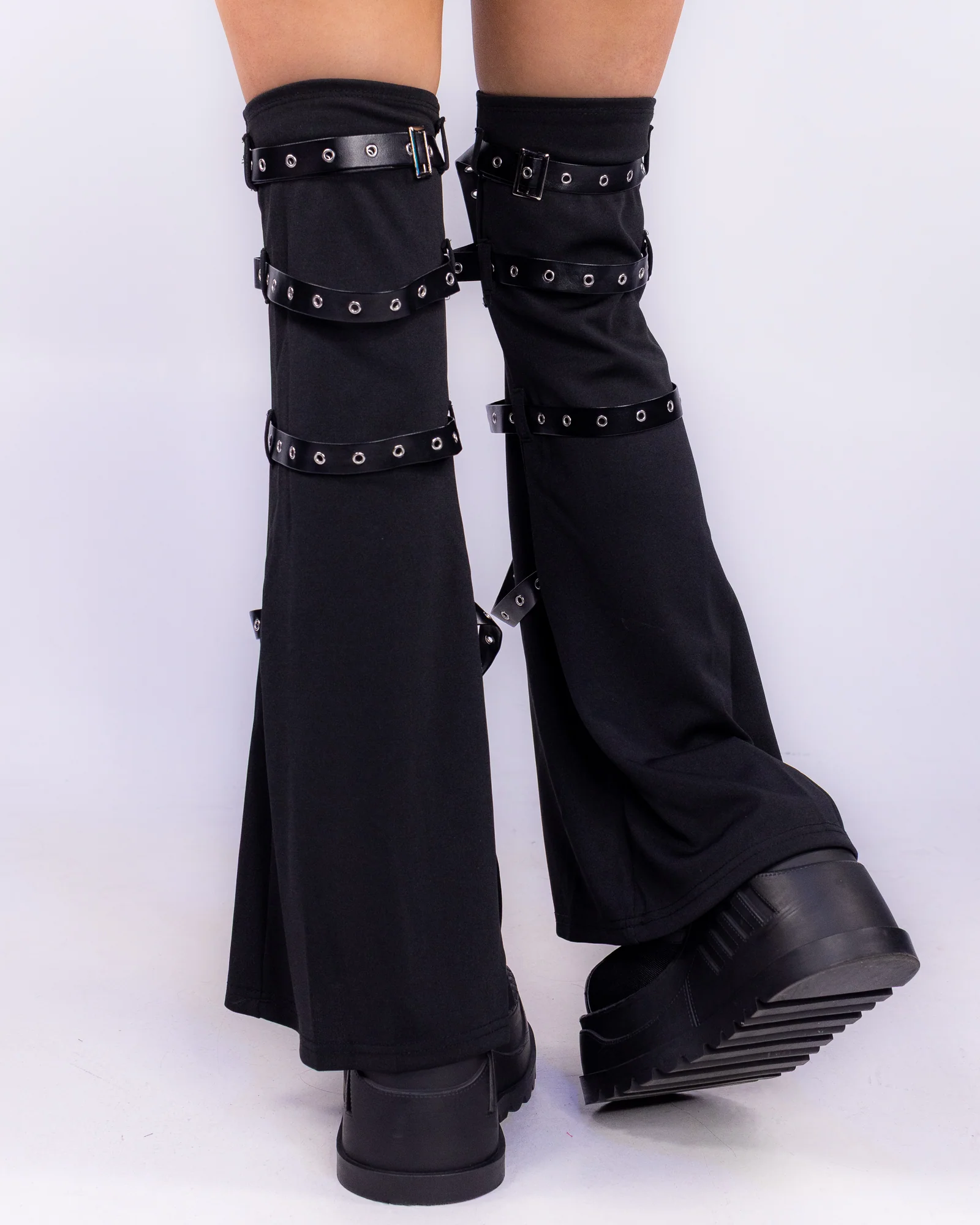 On The Edge Unisex Black Strap Leg Warmers - Image 4