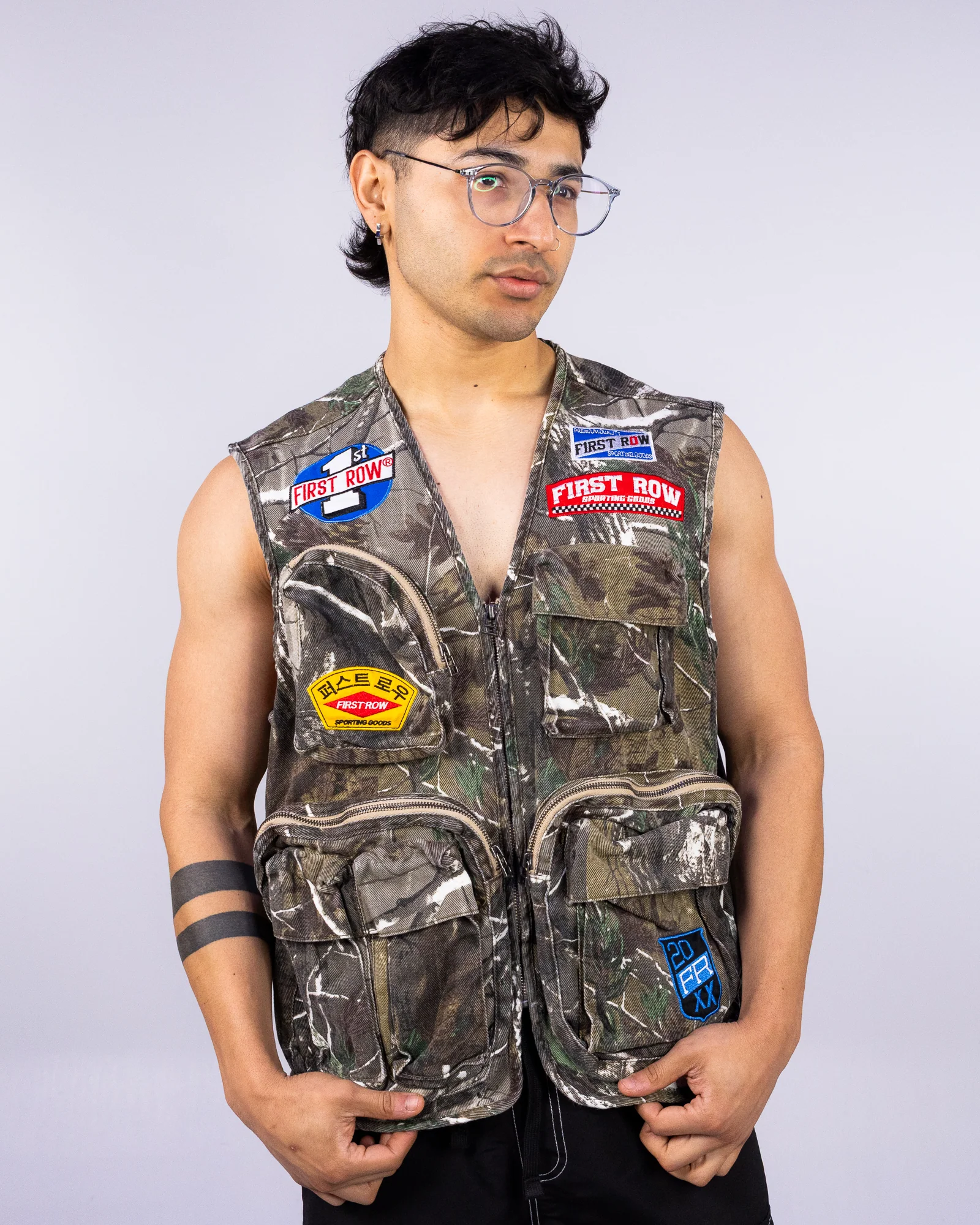 Patches Men's Camo Cargo Vest - Image 4