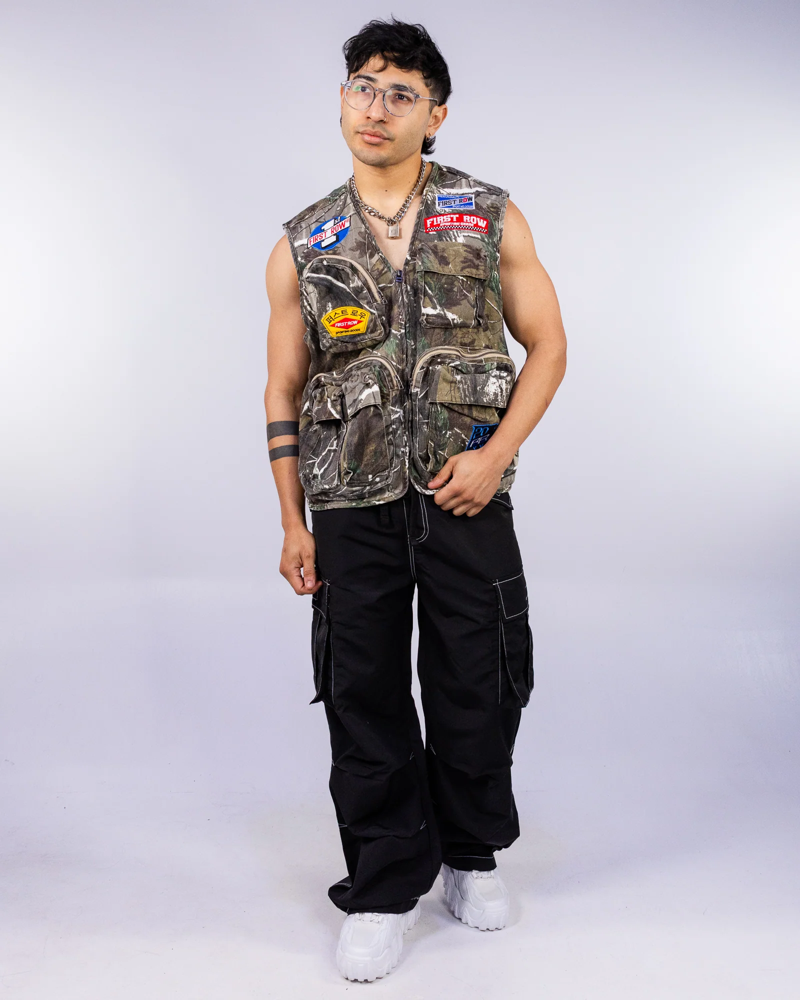 Patches Men's Camo Cargo Vest - Image 6