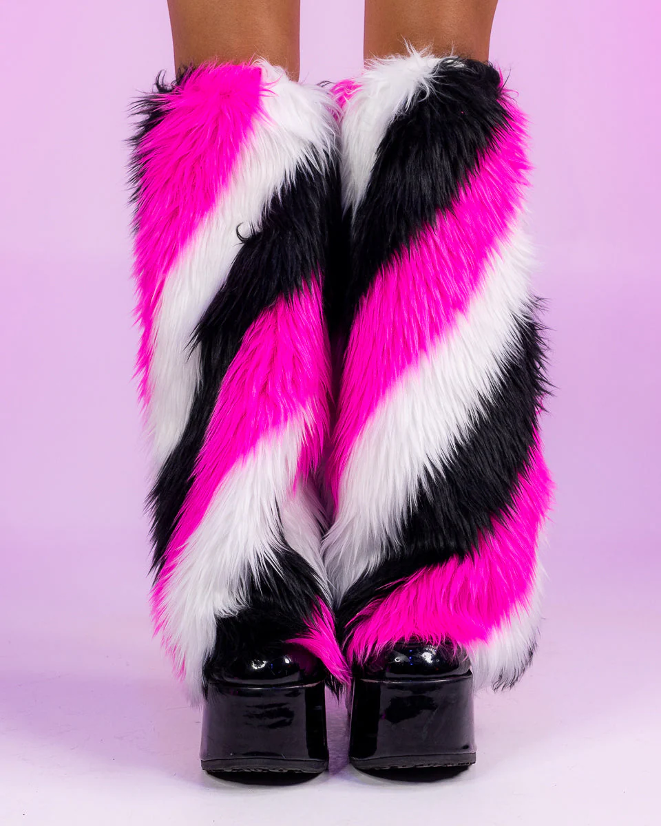 Twisted Pink Women's Fluffy Leg Warmers - Image 11
