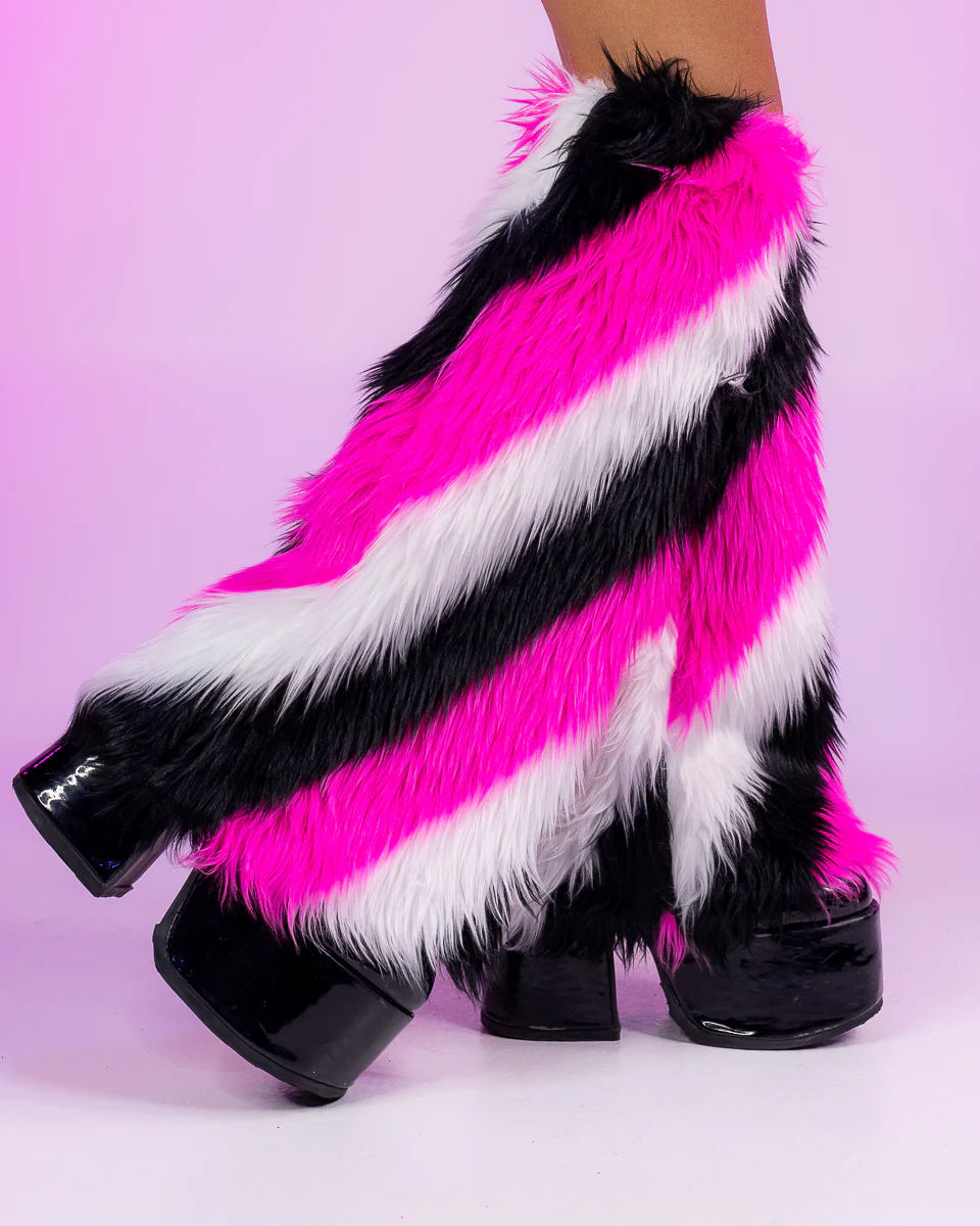Twisted Pink Women's Fluffy Leg Warmers - Image 5