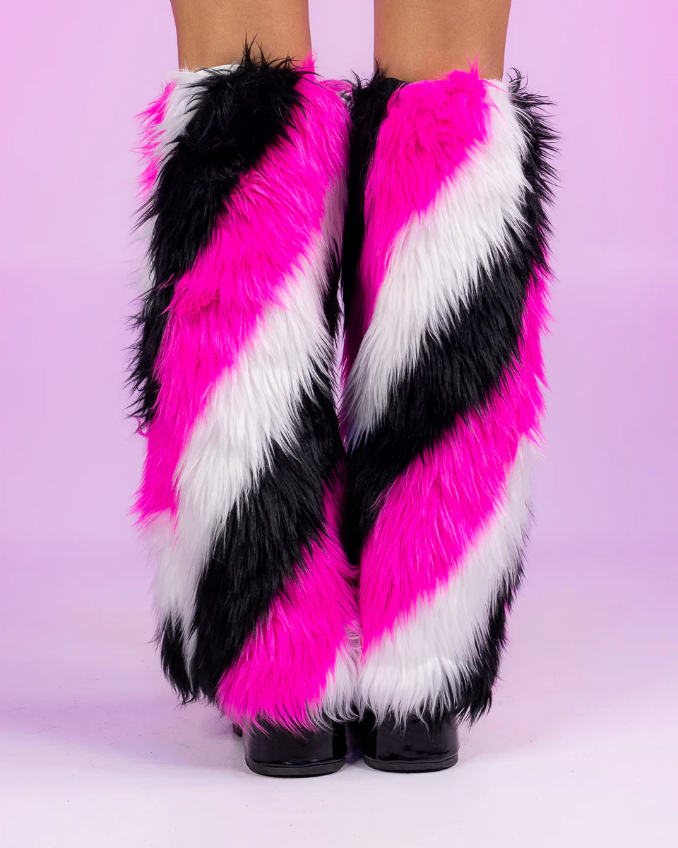 Twisted Pink Women's Fluffy Leg Warmers - Image 6